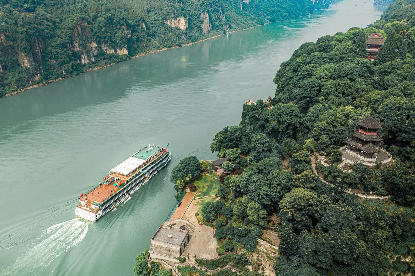 NGHI XƯƠNG - TAM HIỆP - PHƯỢNG HOÀNG CỔ TRẤN - TRƯƠNG GIA GIỚI 6N5Đ